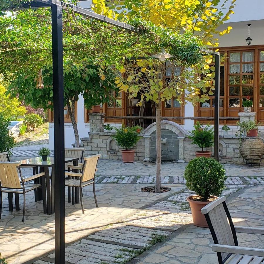 Hotel Gjirokastra Exterior foto